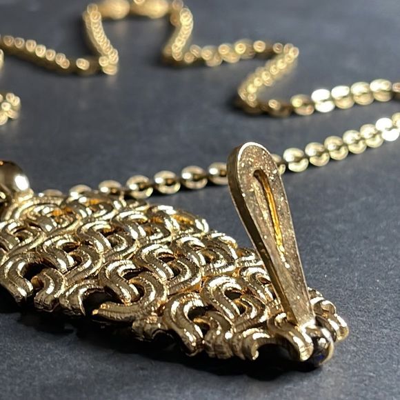 Vintage 1960s Monet Gold Necklace and Earring Set - Picture 5 of 16